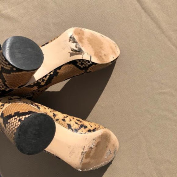 Zara Snakeskin Effect Ankle Boots - Blogger fav! - Picture 3 of 6